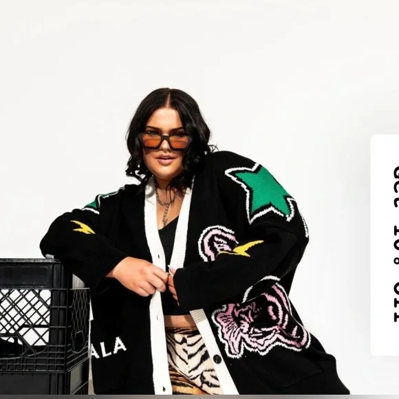 Lala Mother is Mothering oversized cardigan 2X/3X - Picture 9 of 10